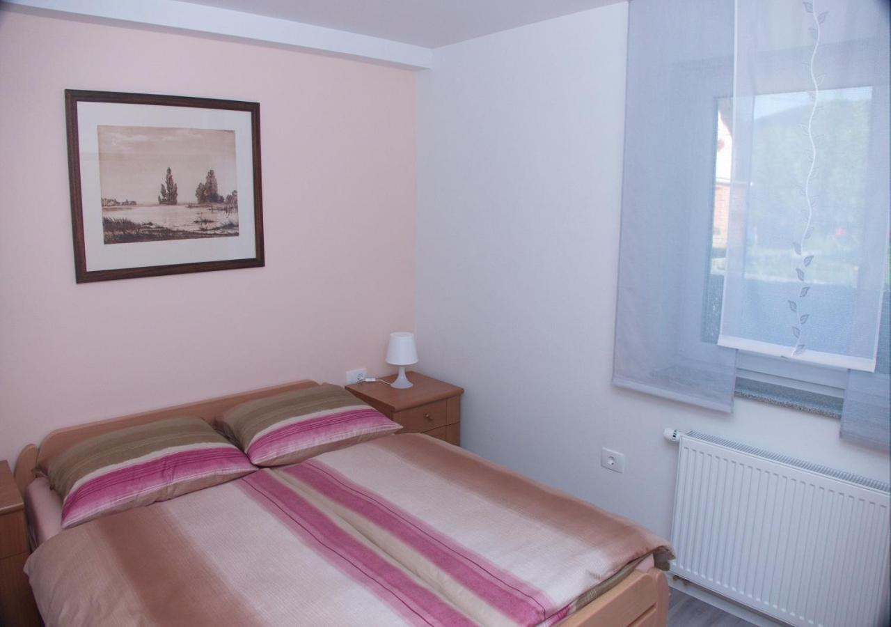 Apartmaji Anita Begunje pri Cerknici Kültér fotó