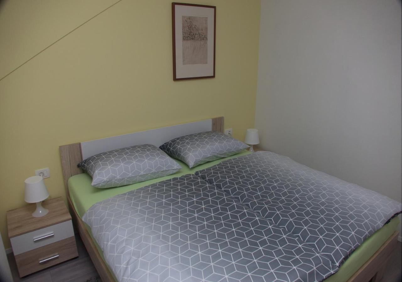 Apartmaji Anita Begunje pri Cerknici Kültér fotó