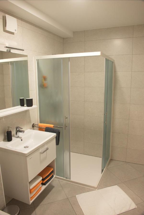 Apartmaji Anita Begunje pri Cerknici Kültér fotó